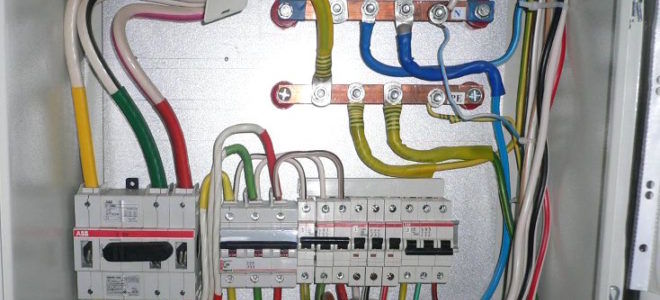 L at N sa mga electrics - color coding ng mga wire