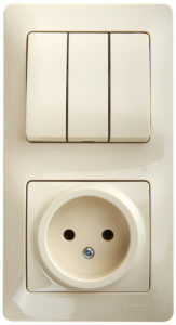 lumipat sa socket beige