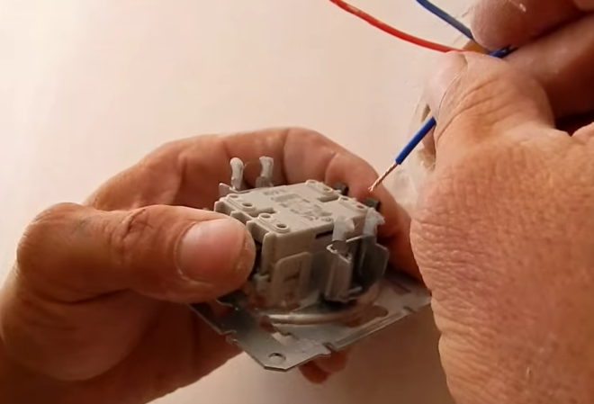 i-toggle switch connection